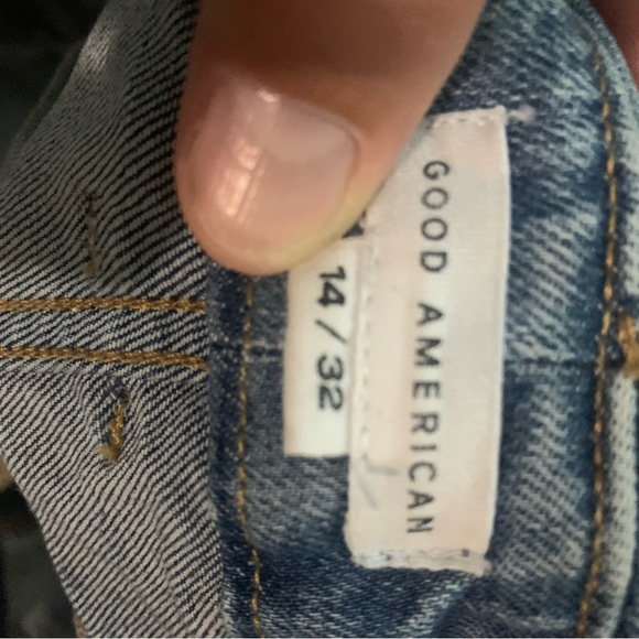 Good American distressed slim fit jeans - Picture 3 of 3